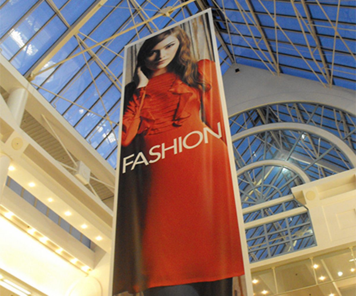 colourbox-westfield-hanging-graphic-retail